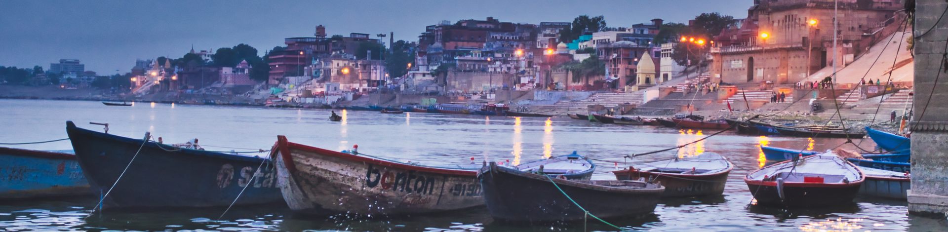 Gange Benares ghats Varanasi - Asie Online