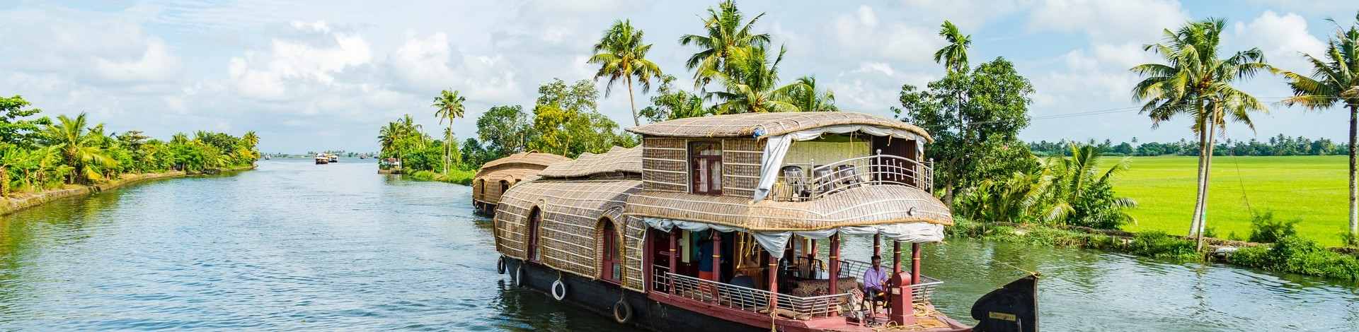 Backwaters Allepey Houseboat Kerala