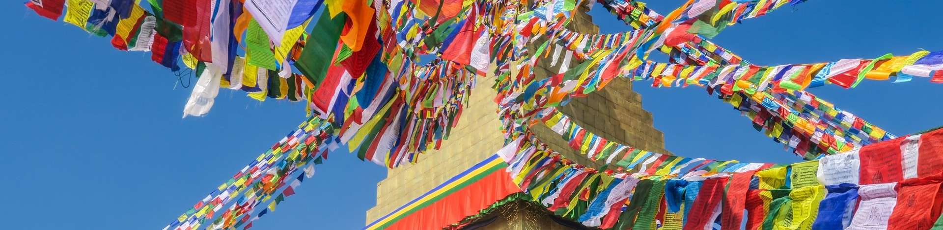 Bodnath stupa Katmandou drapeaux prières