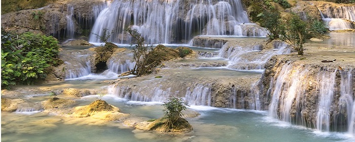 voyage asie tourisme laos cascades eau calcaire nature